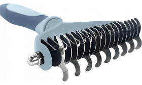 Grå flokekam med buede stålblader, trygg for floke­fjerning og pelsstell, lett å rengjøre.