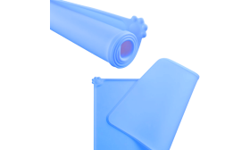 Blå vanntett silikonmatte, slitesterk og sammenleggbar, tåler oppvaskmaskin for enkel rengjøring.